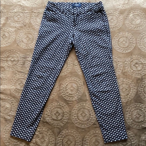 Old Navy Pixie Mid Rise - Picture 2 of 4